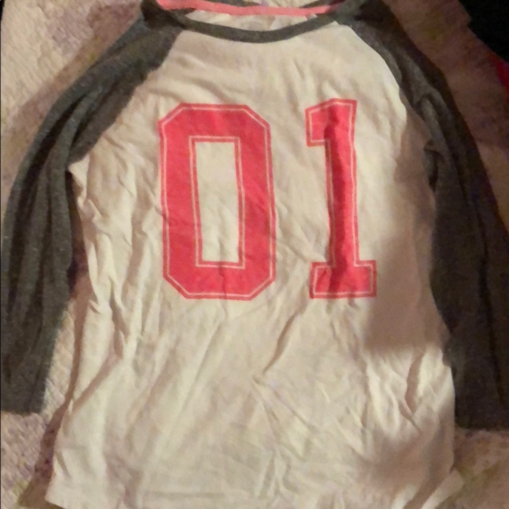 It’s a regular girl shirt